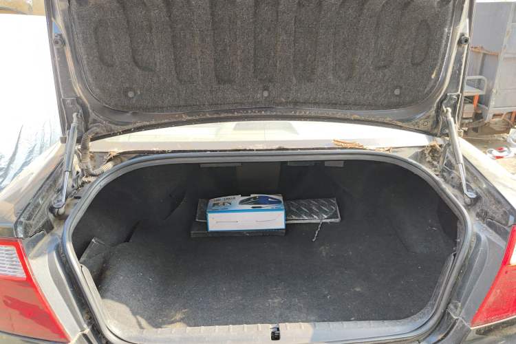 Used Mitsubishi Galant 2009 2.0L MingShi Edition Trunk