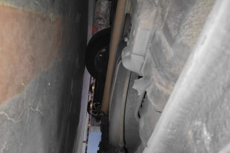 Used Mitsubishi Galant 2012 2.4L Deluxe Upgrade Edition Chassis Front Left