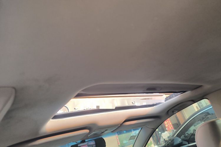 Used Mitsubishi Galant 2012 2.4L Deluxe Upgrade Edition Headliner