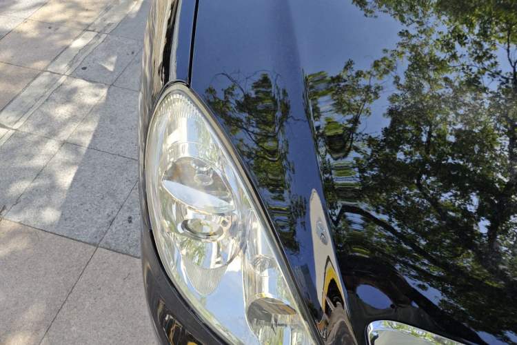 Used Mitsubishi Galant 2012 2.0L MingShi Edition Right Front Headlight