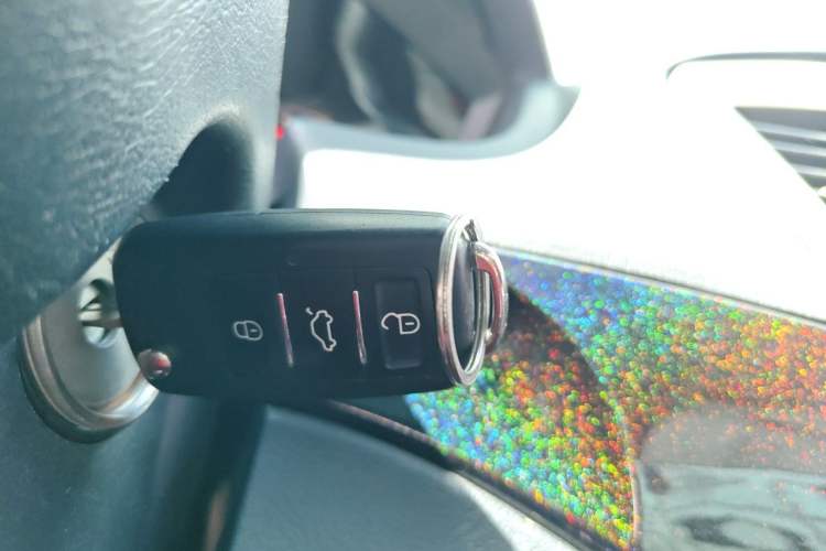 Used Mitsubishi Galant 2012 2.0L MingShi Edition Vehicle Key