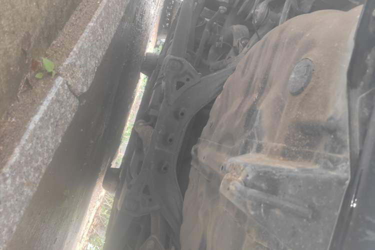 Used Mitsubishi Galant  Chassis Rear