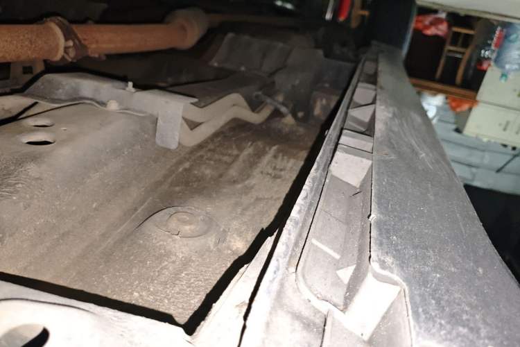 Used Mitsubishi Grandis 2007 2.4 7-Seater Comfort Edition Chassis Front Right