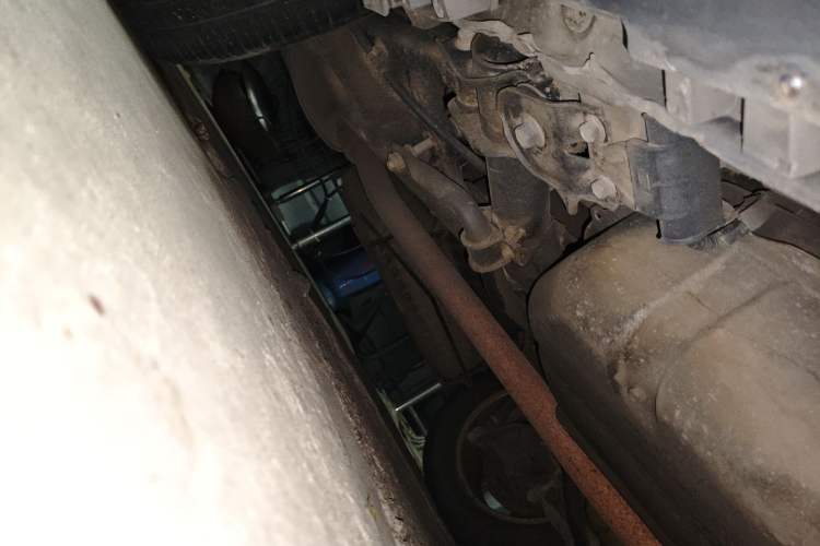 Used Mitsubishi Grandis 2007 2.4 7-Seater Comfort Edition Chassis Rear Right