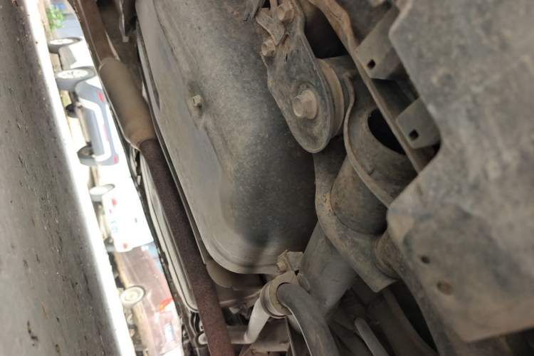 Used Mitsubishi Grandis 2009 2.4 6-Seater Elite Edition Chassis Rear Left