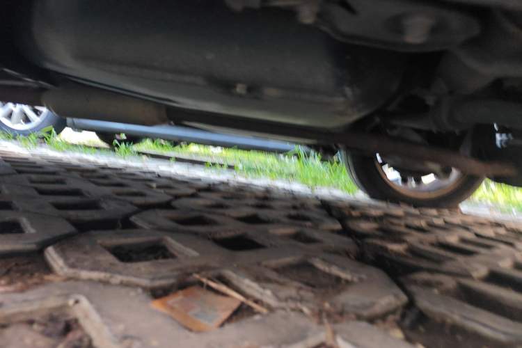 Used Mitsubishi Grandis 2009 2.4 6-Seater Elite Edition Chassis Rear Left