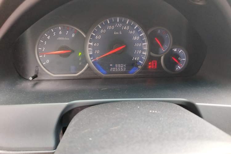 Used Mitsubishi Grandis 2009 2.4 6-Seater Elite Edition Odometer Close Up