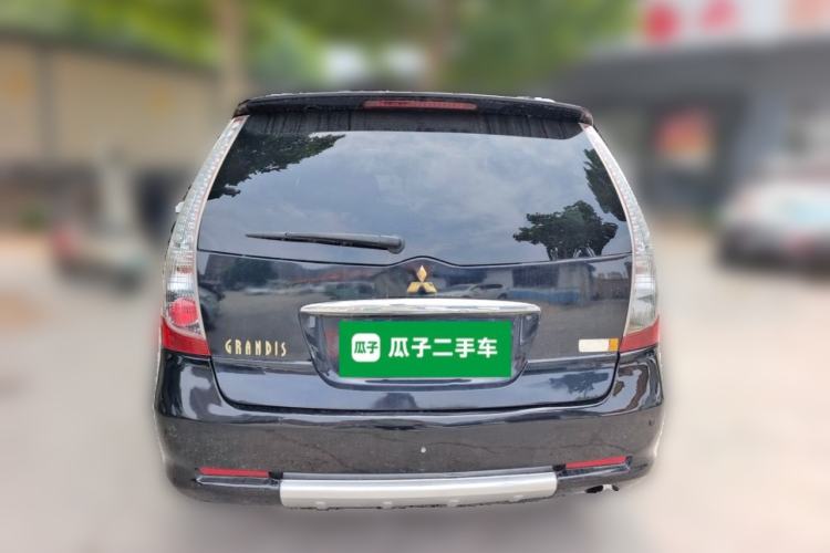 Used Mitsubishi Grandis 2009 2.4 6-Seater Elite Edition Rear