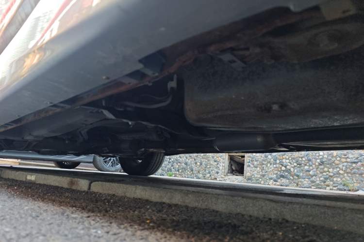Used Mitsubishi Grandis 2009 2.4 7-Seater Comfort Edition Chassis Rear Left