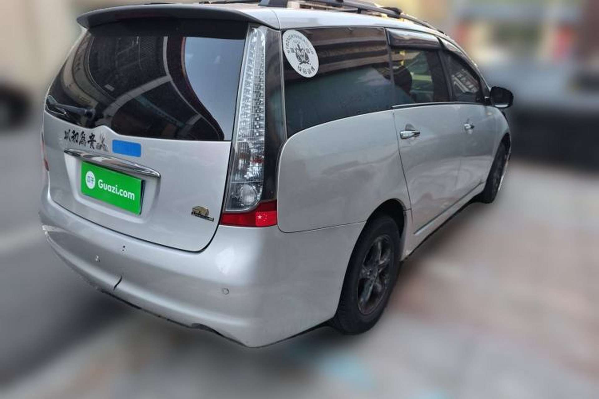 Used Mitsubishi Grandis 2009 2.4 7-Seater Comfort Edition Rear Right 45 Deg