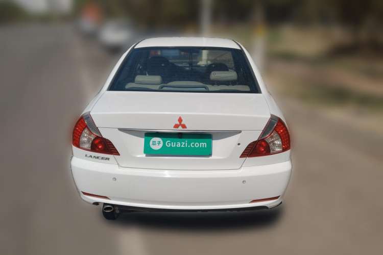Used Mitsubishi LANCER 2012 1.6L Manual Luxury Edition EXi Exterior 4