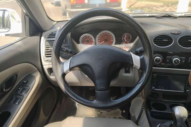Used Mitsubishi LANCER 2012 1.6L Manual Luxury Edition EXi Steering Wheel