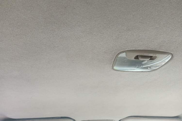Used Mitsubishi LANCER 2006 1.6L Manual Luxury EXi Headliner