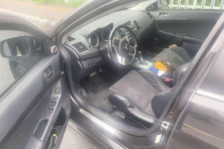 Used Mitsubishi LANCER 2008 2.0T EVOLUTION X BBS Edition Driver Seat