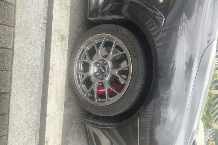 Used Mitsubishi LANCER 2008 2.0T EVOLUTION X BBS Edition Right Front Wheel Hub