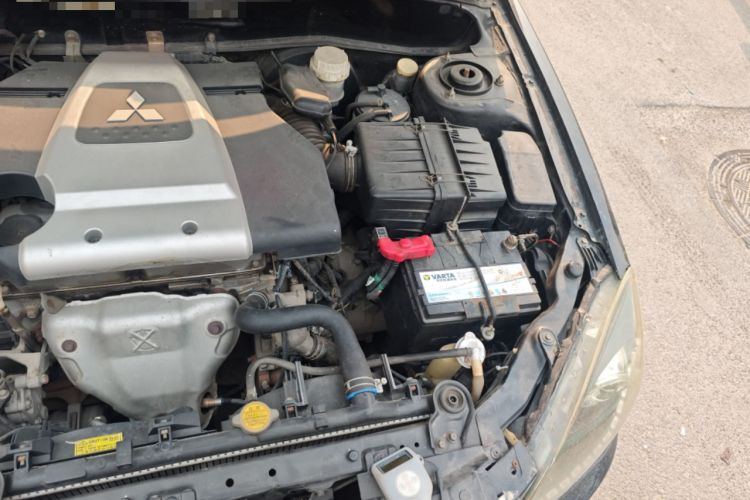 Used Mitsubishi LANCER 2010 1.6L Manual Comfort Sport Model Engine Bay Left