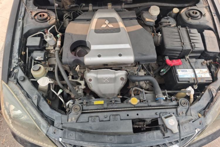 Used Mitsubishi LANCER 2010 1.6L Manual Comfort Sport Model Engine Bay