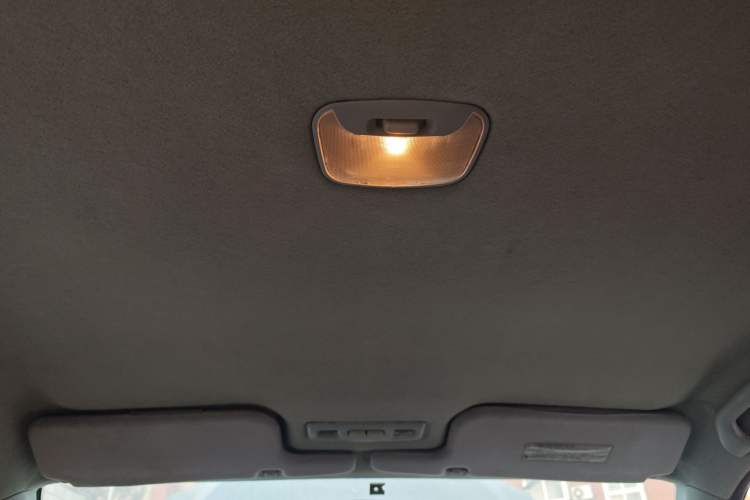 Used Mitsubishi LANCER 2010 1.6L Manual Comfort Sport Model Headliner