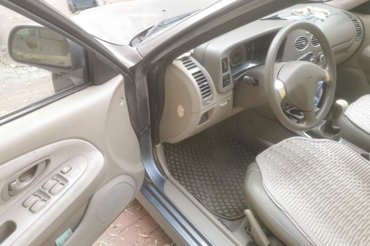 Used Mitsubishi LANCER 2010 Excellence Edition 1.6L Manual Comfort Model Driver Seat
