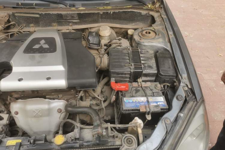 Used Mitsubishi LANCER 2010 Excellence Edition 1.6L Manual Comfort Model Engine Bay Left