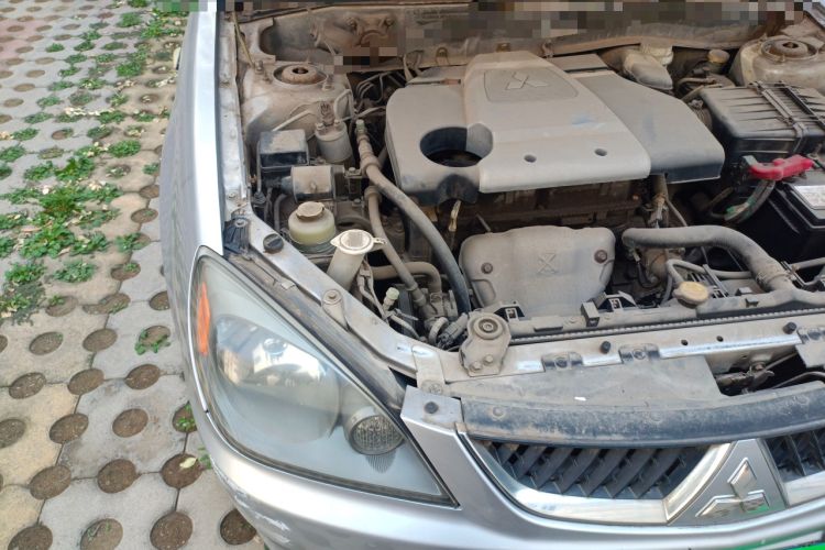 Used Mitsubishi LANCER 2010 Excellence Edition 1.6L Manual Comfort Model Engine Bay Right