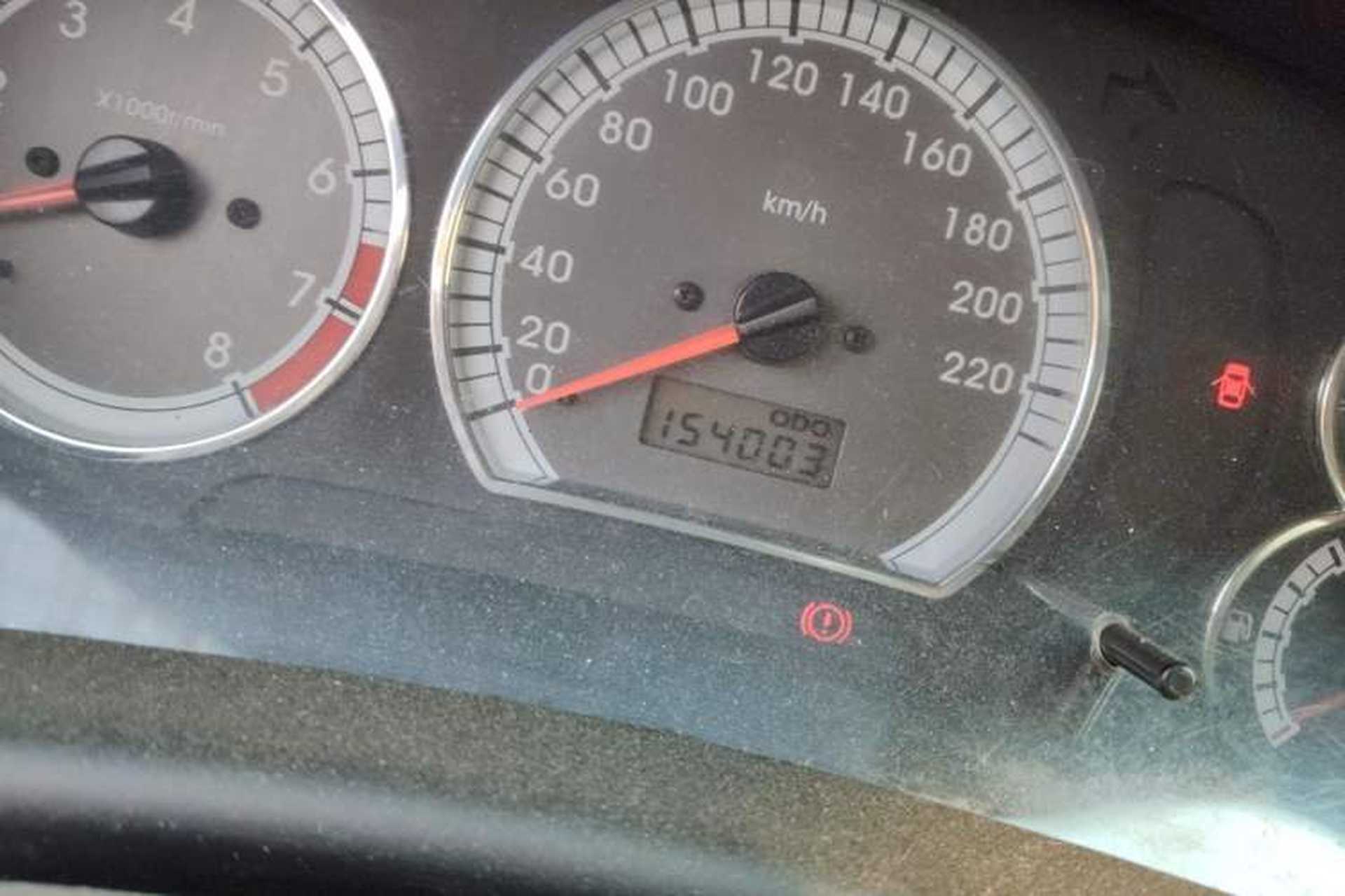 Used Mitsubishi LANCER 2010 Excellence Edition 1.6L Manual Comfort Model Odometer Close Up