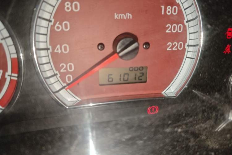 Used Mitsubishi LANCER 2012 1.6L Manual Comfort Edition SEi Odometer Close Up