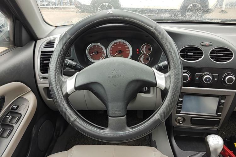 Used Mitsubishi LANCER 2012 1.6L Manual Luxury Edition EXi Steering Wheel