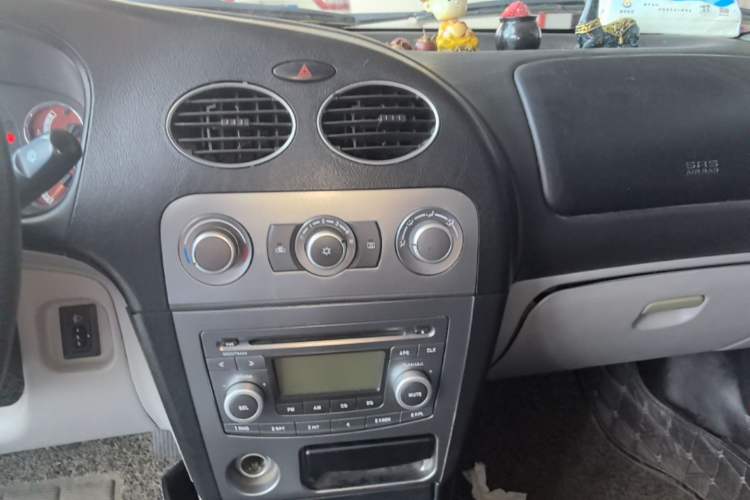 Used Mitsubishi LANCER 2012 1.6L Manual Comfort Edition SEi Audio And AC Panel