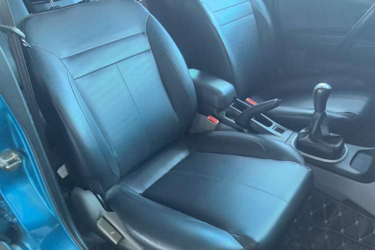 Used Mitsubishi LANCER 2012 1.6L Manual Comfort Edition SEi Right Front Seat