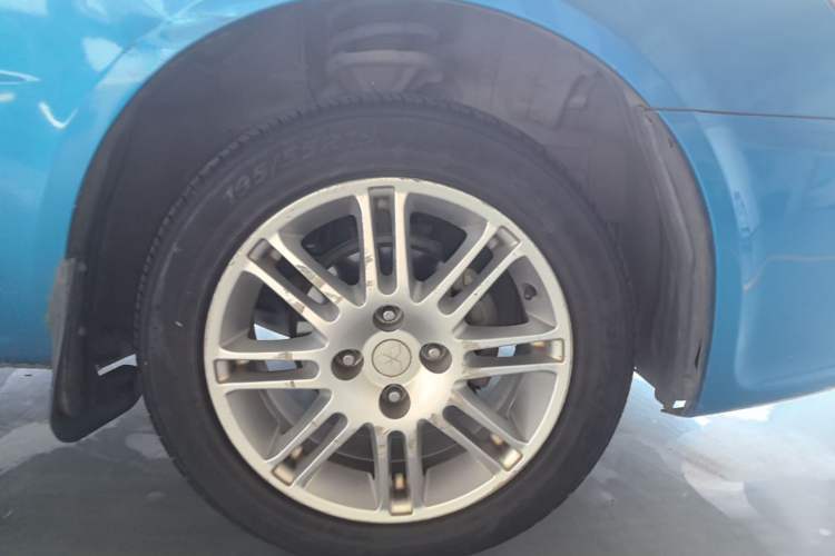 Used Mitsubishi LANCER 2012 1.6L Manual Comfort Edition SEi Right Rear Wheel Hub