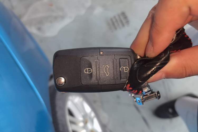 Used Mitsubishi LANCER 2012 1.6L Manual Comfort Edition SEi Vehicle Key