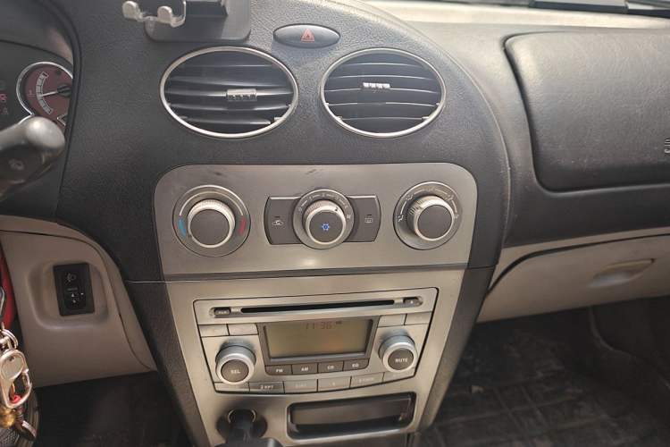 Used Mitsubishi LANCER 2012 1.6L Manual Comfort Edition SEi Audio And AC Panel