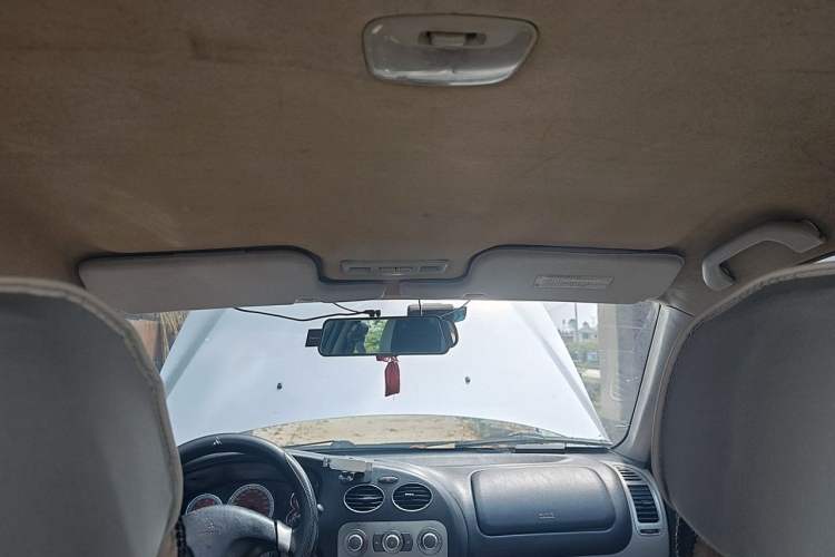 Used Mitsubishi LANCER 2012 1.6L Manual Comfort Edition SEi Headliner
