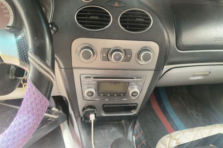 Used Mitsubishi LANCER 2012 1.6L Manual Comfort Edition SEi Audio And AC Panel