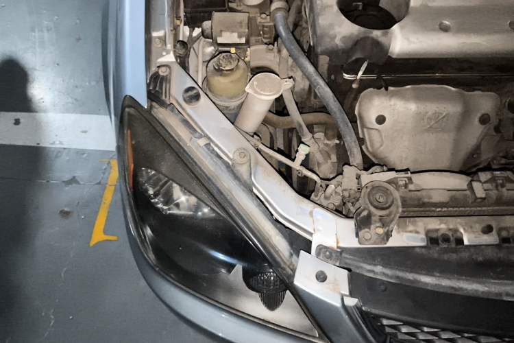 Used Mitsubishi LANCER 2012 1.6L Manual Comfort Edition SEi Engine Bay Right