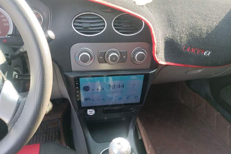 Used Mitsubishi LANCER 2012 1.6L Manual Comfort Edition SEi Audio And AC Panel