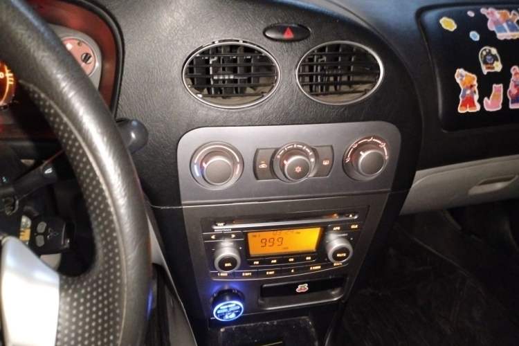 Used Mitsubishi LANCER 2012 1.6L Manual Comfort Edition SEi Audio And AC Panel