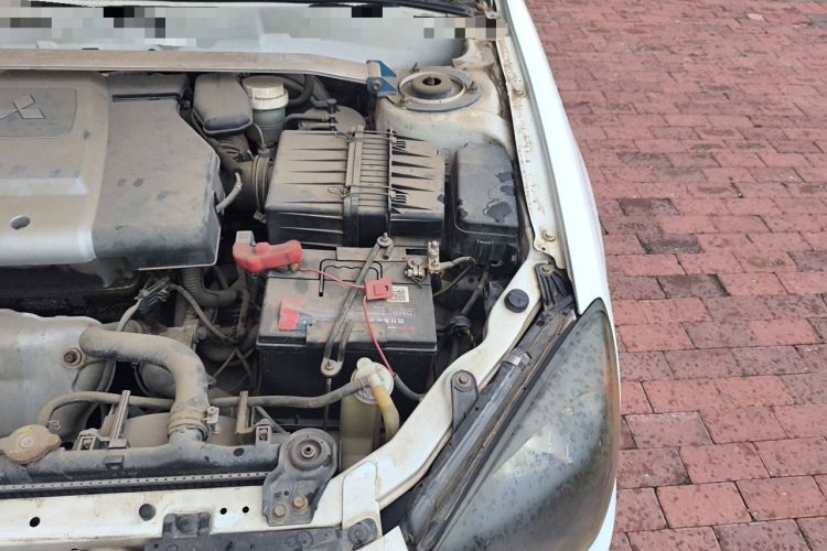 Used Mitsubishi LANCER 2012 1.6L Manual Comfort Edition SEi Engine Bay Left