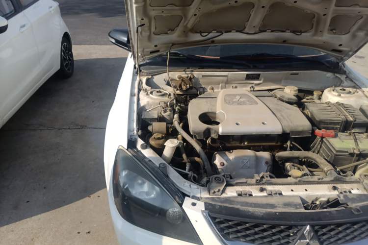 Used Mitsubishi LANCER 2012 1.6L Manual Comfort Edition SEi Engine Bay Right