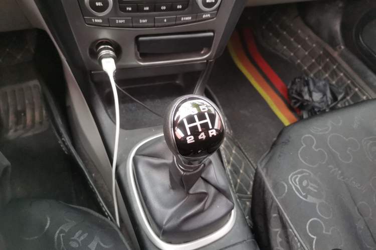 Used Mitsubishi LANCER 2012 1.6L Manual Comfort Edition SEi Gear Lever