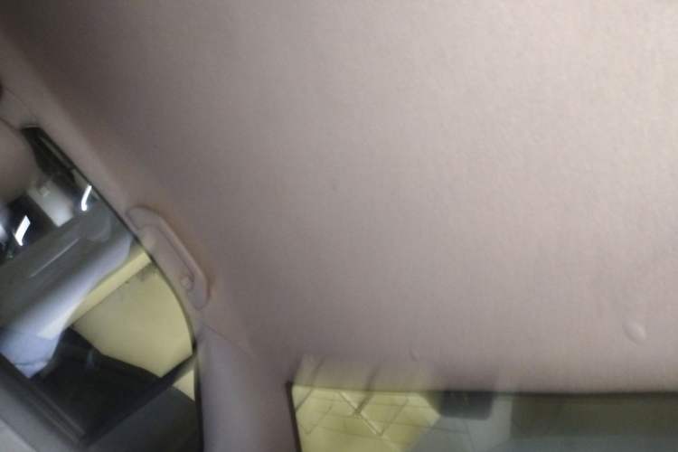 Used Mitsubishi LANCER 2012 1.6L Manual Comfort Edition SEi Headliner