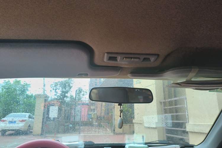 Used Mitsubishi LANCER 2012 1.6L Manual Comfort Edition SEi Headliner