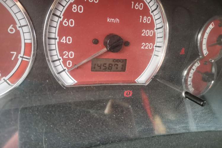 Used Mitsubishi LANCER 2012 1.6L Manual Comfort Edition SEi Odometer Close Up