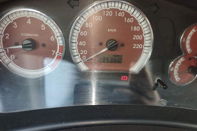 Used Mitsubishi LANCER 2012 1.6L Manual Comfort Edition SEi Odometer Close Up