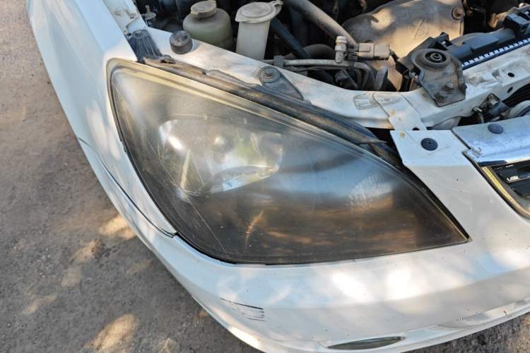 Used Mitsubishi LANCER 2012 1.6L Manual Comfort Edition SEi Right Front Headlight