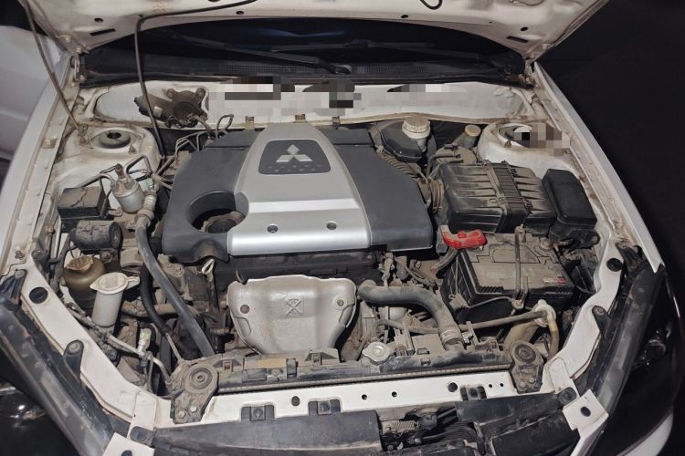 Used Mitsubishi LANCER 2015 1.6L Manual S-Design Engine Bay