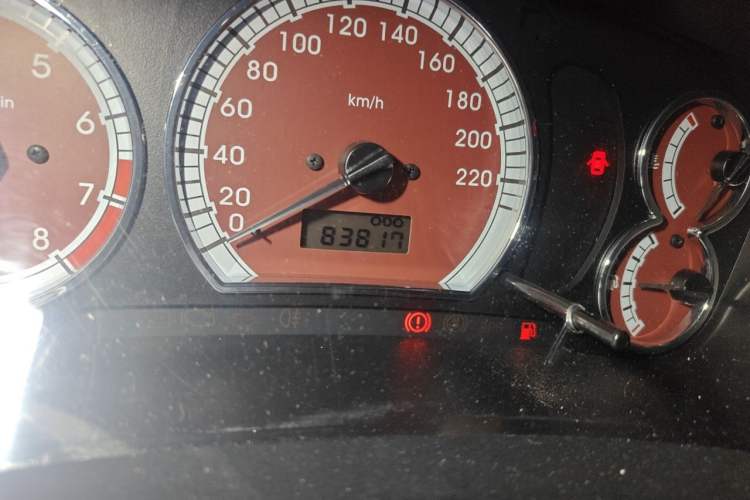 Used Mitsubishi LANCER 2015 1.6L Manual S-Design Odometer Close Up