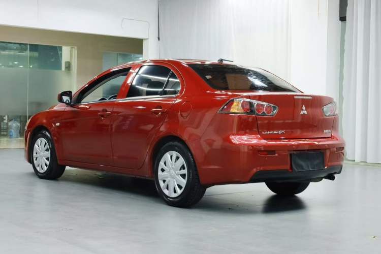 Used Mitsubishi Lancer EX 2013 Style Edition 1.6L Manual Classic Model Exterior 3