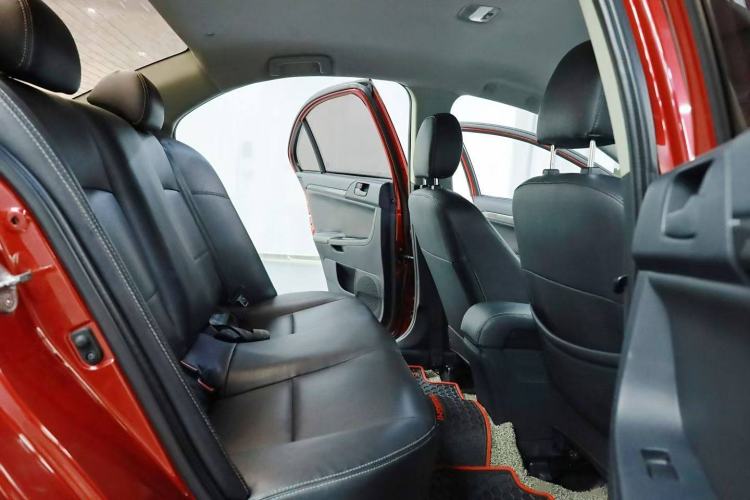 Used Mitsubishi Lancer EX 2013 Style Edition 1.6L Manual Classic Model Interior 2